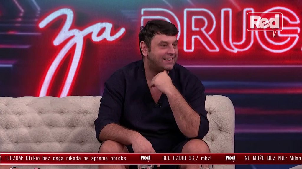 Morao sam da mu se osvetim! Pečenica progovorio o Uroševoj nadogradnji, namerno ga unakazio: Stavio sam mu plastičnu kosu! (VIDEO)