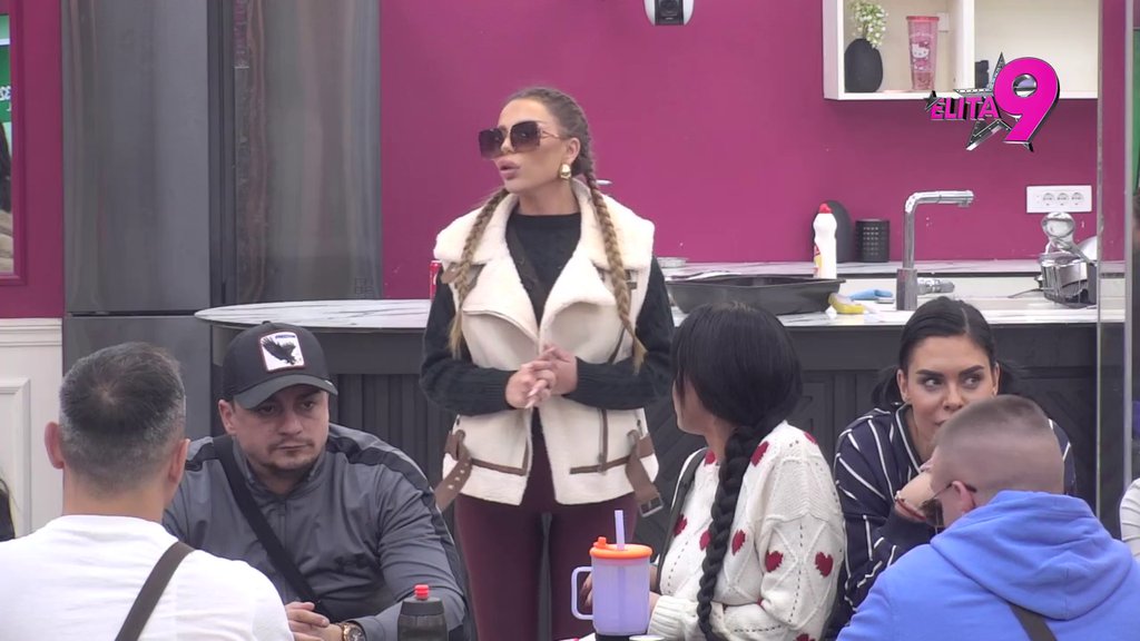 DALA MU ČISTU DESETKU! Sofija priznala simpatije prema Milanu, pa ga podsetila na Karića! (VIDEO)