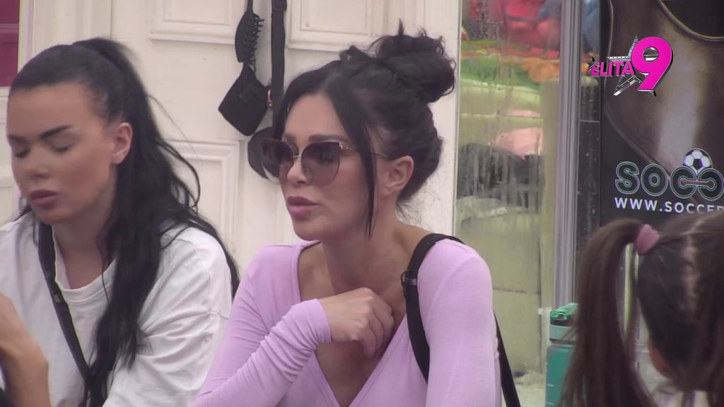 Leti perje na sve strane: Lepi Mića i Stanija žestoko zaratili zbog Aneli, tenzija se ne smiruje! (VIDEO)