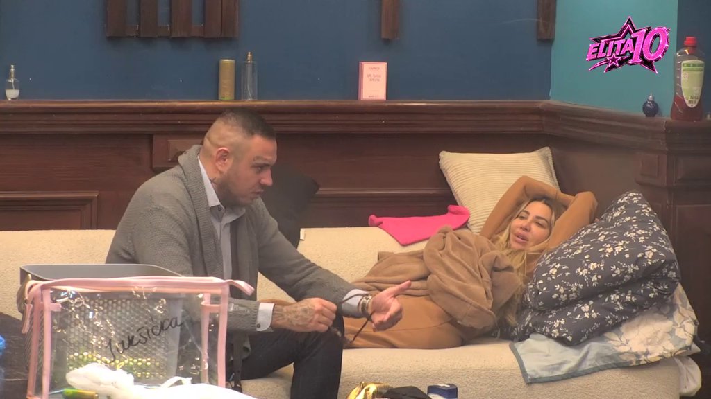 Veza pred pucanjem?! Caru prekipelo zbog Anelinog ljubomorisanja, stavio joj do znanja da mu je tolerancija na izmaku! (VIDEO)
