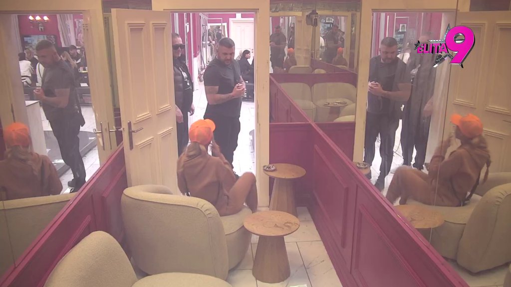 Nemoj da mi diraš Anđela, sviđa mi se! Aneli ratuje sa bivšim momcima zbog Rankovića, pa se obratila Maji: IDI, LJUBOMORIŠI MU! (VIDEO)