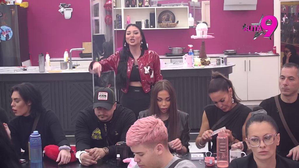 Bukti rat Aneli i Maje: Teške prozivke sevaju sa svih strana, Ahmićeva jedva dočekala da se obrati Filipu Caru! (VIDEO)