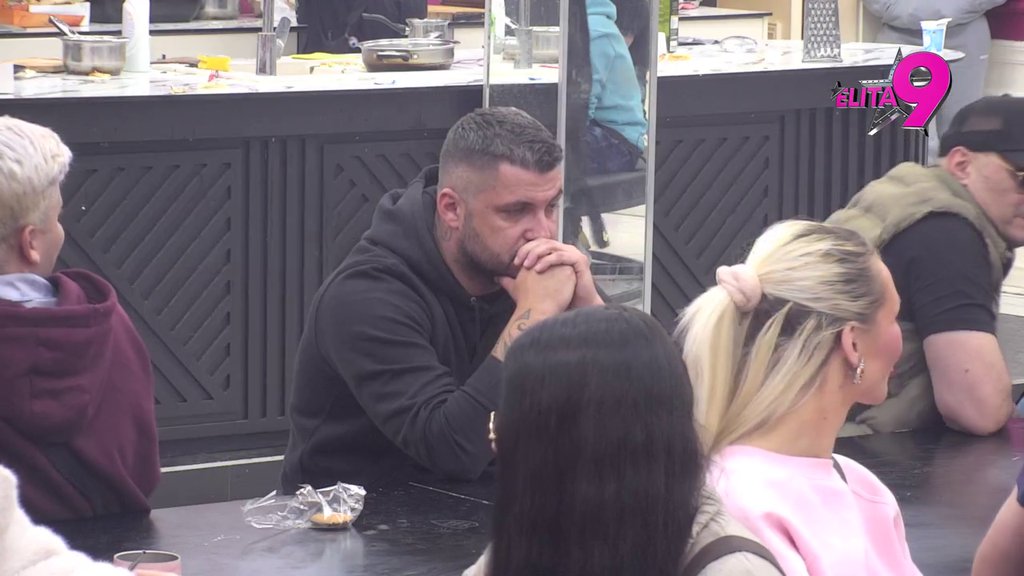 Maja napravila haos Asminu jer je NAMEŠTAO Teodoru i Filipa? Otkriveno da Marinkovićeva i dalje ne može da prežali Đukićevo ODBIJANJE, Alibaba joj samo ORUĐE! (VIDEO)