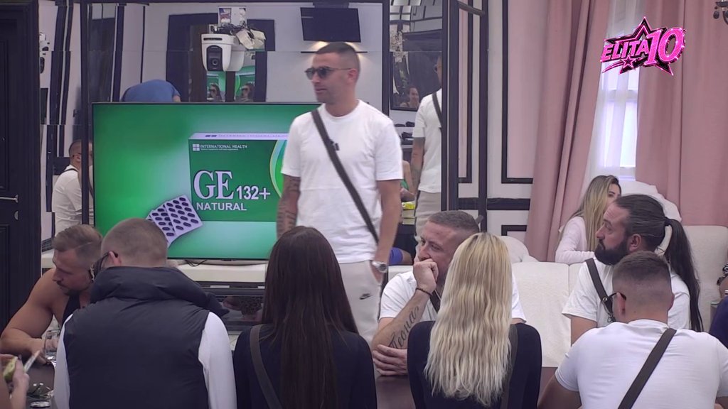 Janjuš sarkazmom nasmejao sve! EVO koga je naveo za najdolsednije osobe! Ovo niko nije očekivao (VIDEO)