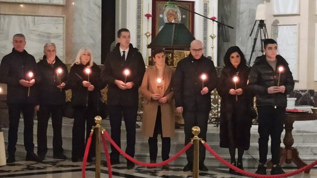 NE BLEDE SEĆANJA: SEDAM GODINA OD UBISTVA OLIVERA IVANOVIĆA - Udovica Milena sa sinom i državnim vrhom Srbije u Hramu Svetog Save (FOTO)