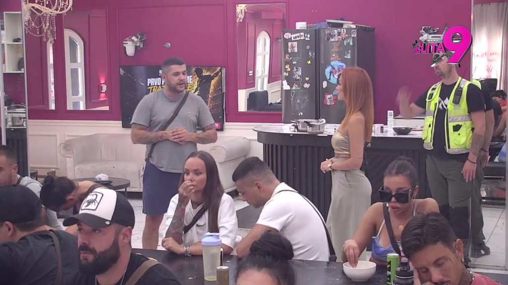 Majina javna molba za Takija: Svim silama sklapa mir između Asmina i njega, nakon skandaloznih svađa postali su manji od makovog zrna! (VIDEO)