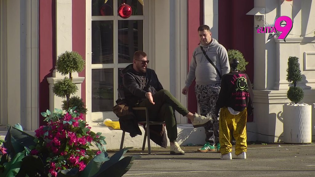 KOLIKI MU JE... Janjuš se prisetio Krofakvog POLNOG ORGANA, pa ga pohvalio MUŠKI! (VIDEO)