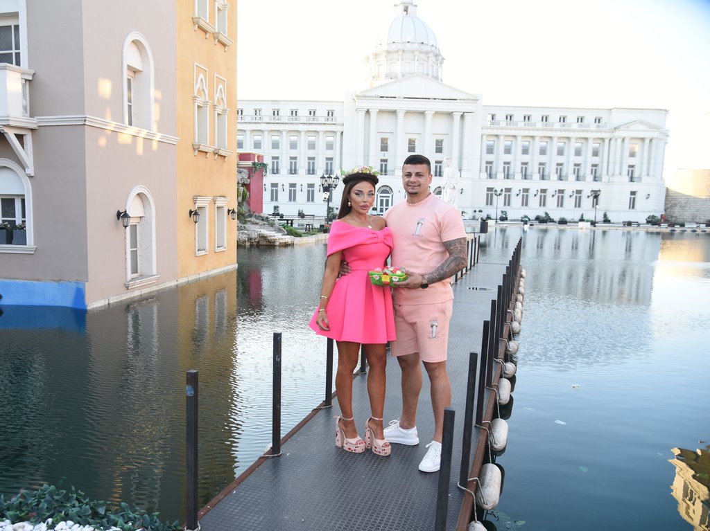 Preživeli su bure i brodolome, pa uplovili u mirnu luku... Sofija i Terza cvetaju u ljubavi, ne obaziru se na njenu BURNU PROŠLOST!