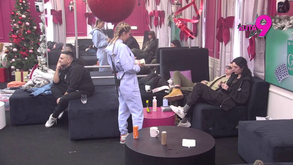 DRAGO MI JE DA SI PORED MENE NAŠLA MIR! Sevaju varnice između Aneli i Anđela, nova ljubav na pomolu? (VIDEO)