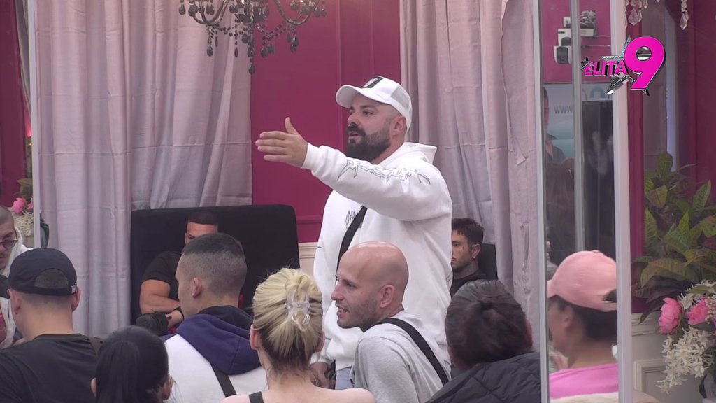 Srđan nije umro, čeka te: Kačavenda i Luka zatresli zidove Bele kuće urlicima, pljušte nikad žešće prozivke! (VIDEO)