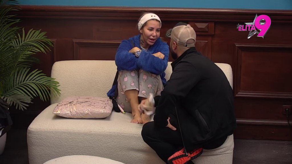 Treba da dobiješ Oskara za glumu: Aneli van sebe urliče i plače, Luka joj priredio novo poniženje! (VIDEO)