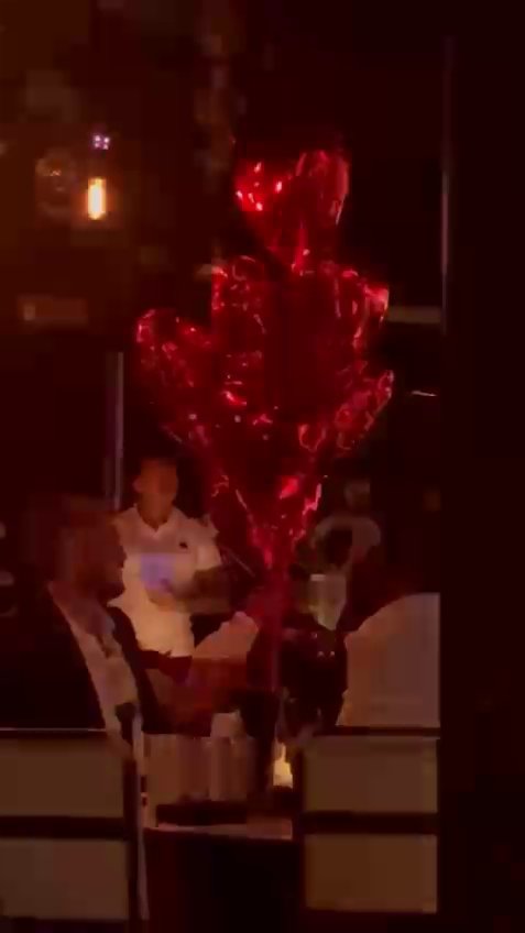 PINK.RS PAPARACO! Pogledajte šta radi Karić u izlasku dok Andree nema ni na vidiku (VIDEO)