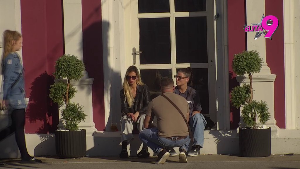 LUKA IMA PARE! Asmin uveren da je Aneli sa Vujovićem isključivo iz koristi! (VIDEO)