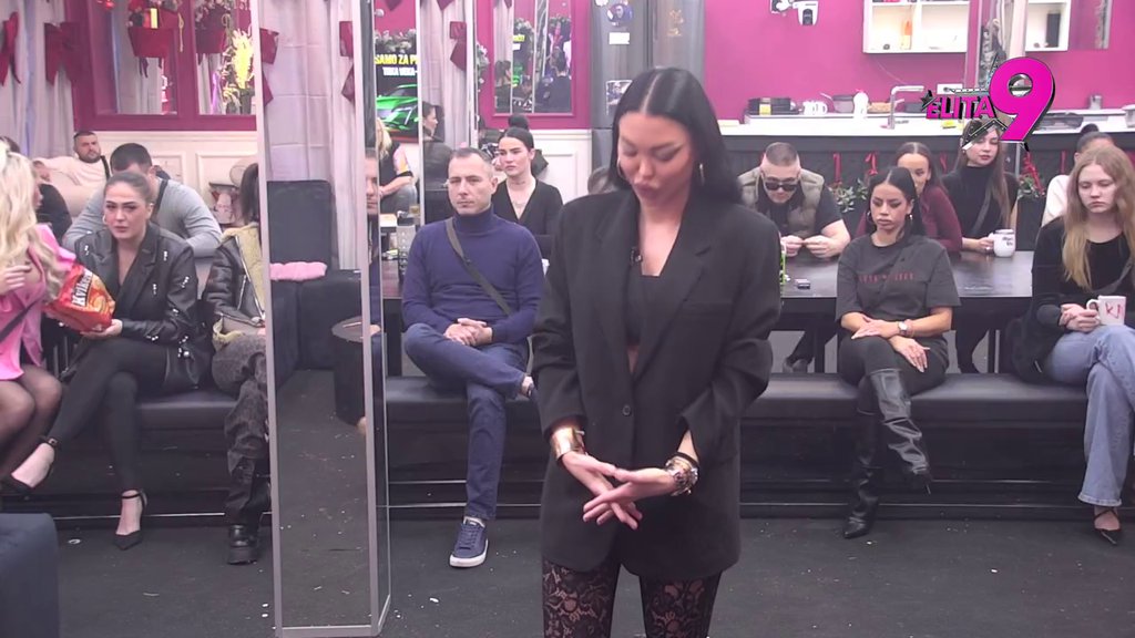 Za mene je vazduh: Maja isprozivala Filipa da je nula od muškarca, otpisala ga za sva vremena! (VIDEO)