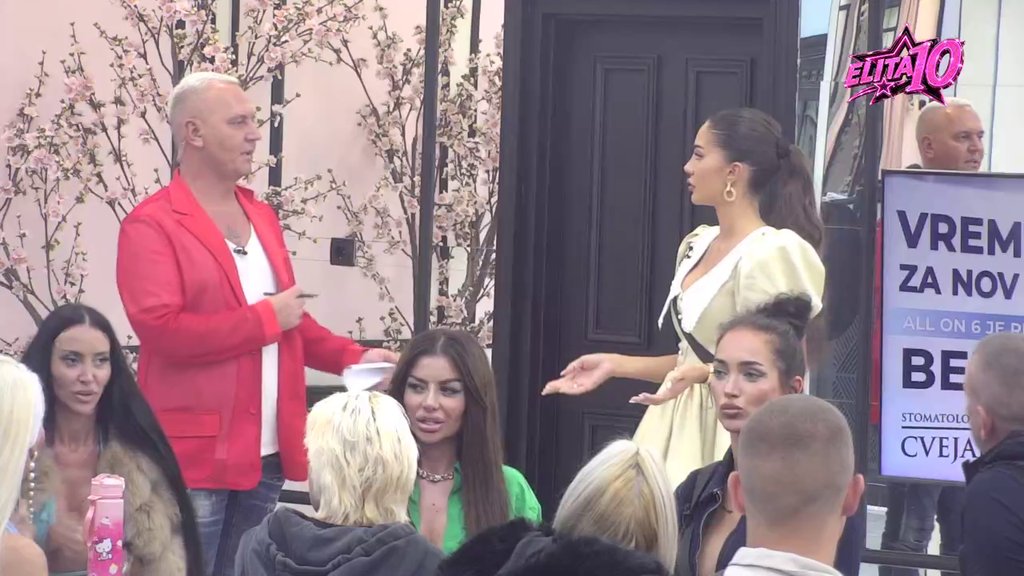 Nikada ga nisam videla uživo: Anđela tvrdi da broj ruža koje je dobila od  Sukija nemam nikakvu simboliku! (VIDEO)