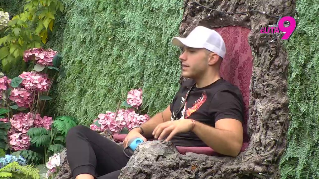 Haos u najavi: Anđelo progovorio o smeškanju sa Aneli, njenu vezu sa Lukom osudio na propast! (VIDEO)