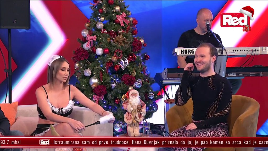 NISAM IMALA ODNOSE ČETIRI MESECA: Maca Diskrecija otkrila šta radi na SAJTOVIMA ZA ODRASLE, ovo je njen posao i zarađuje BRDO LOVE! (VIDEO)