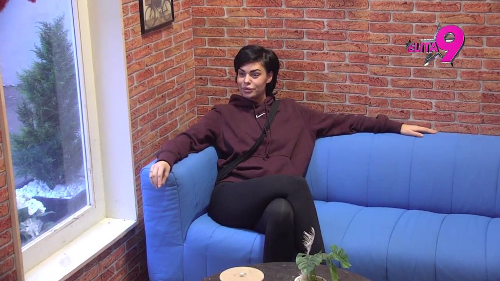 Novi skandal trese estradu! Anita optužila Minu Vrbaški da je bila s oženjenim reperom Bibom: Pričaj šta ste radili kad je DOBIO DETE! (VIDEO)