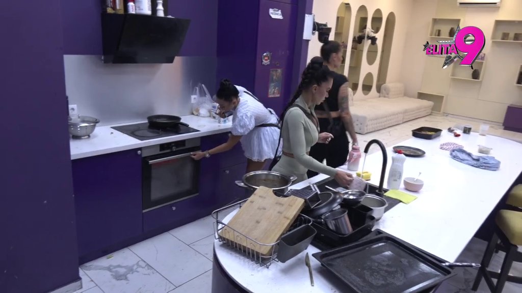 Pozdravi batu, možda mu poraste kosica: Maja sve monstruoznije uvrede upućuje Staniji, od ovog haosa nema dalje! (VIDEO)