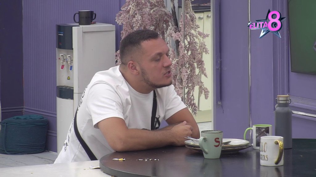 Anđela ponovo pala na Gastoza: Uspeo da je obrlati za dve sekunde, pa joj zadao nikad bolniji udarac! (VIDEO)