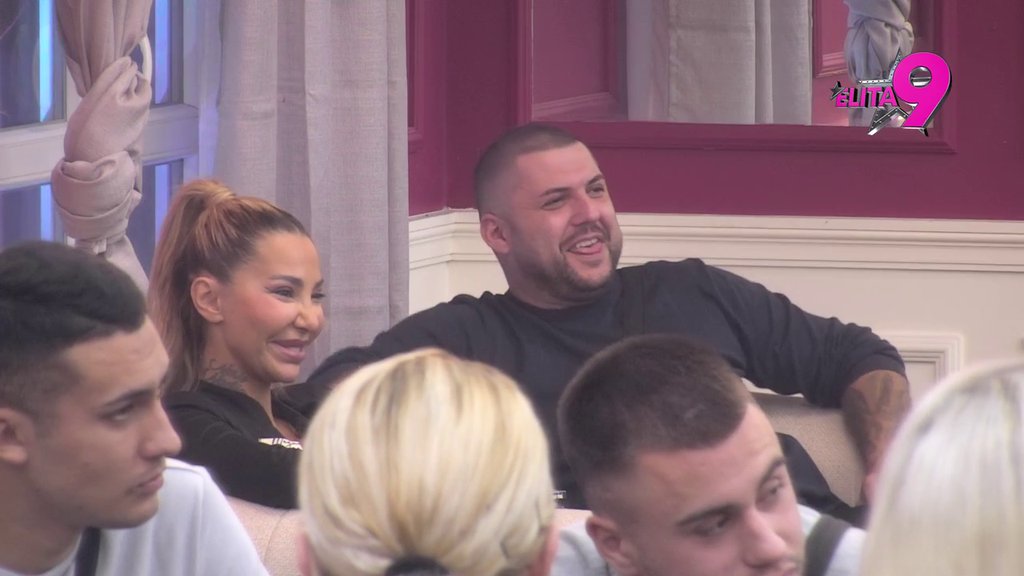 Možda mu se svidela NEVIĐENA ARMIJA FANOVA! Marko Đedović urnisao vezu Luke i Anite, a Asminu poručio: On je opsednut, Maja bi mu bila TROFEJ!