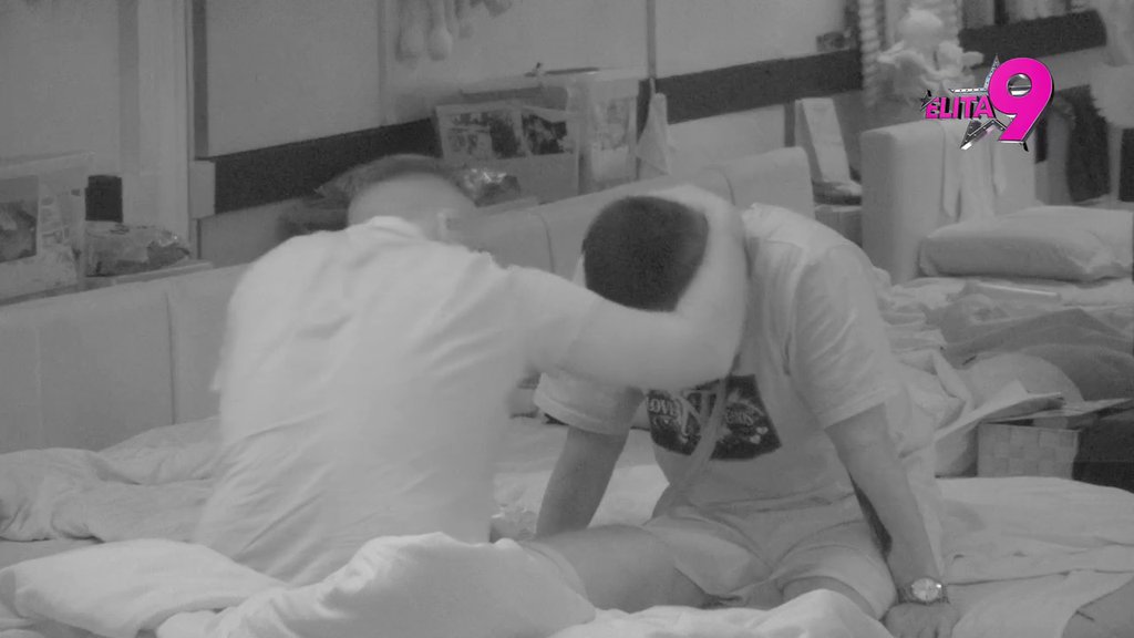 Pucali su na mene, nisam se plašio, jedini strah mi je bio da me ona ostavi! Bebica jeca u suzama, ponovo bi sve oprostio Teodori preljubnici: Samo ona i moja deca! (VIDEO)