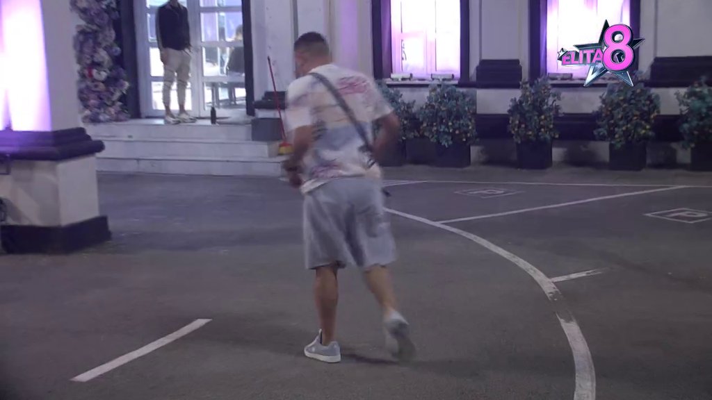 Gastoz doživeo pomračenje! Izleteo iz Bele kuće i zaurlao iz petnih žila, Anđela ga dovela do ludila! (VIDEO)