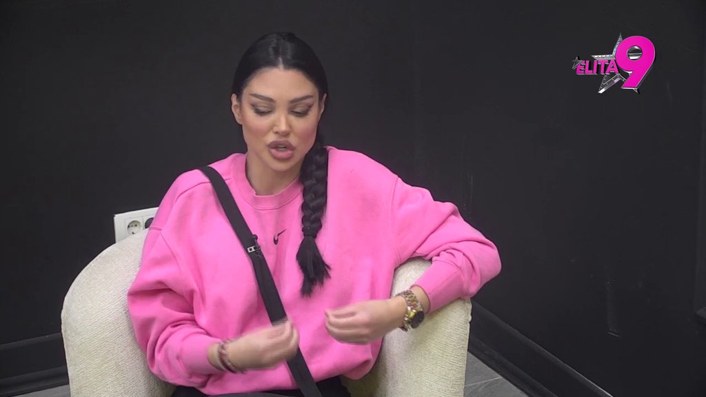 Babetina na sedativima, pi*ki i vrača, ćerku joj razvlače kao jufku: Maja Marinković otresla Groficu o patos, pa urnisala Aneli: Imati dete sa njom je smrtna kazna, čovek je Noru napravio na poziv (VIDEO)