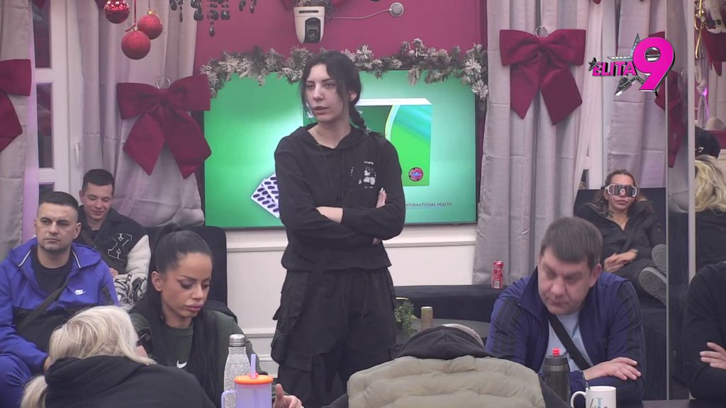 Pokušala da pomrsi konce: Boginja hoće da zavadi Maju i Neria, gori od ljubomore zbog Luke! (VIDEO)