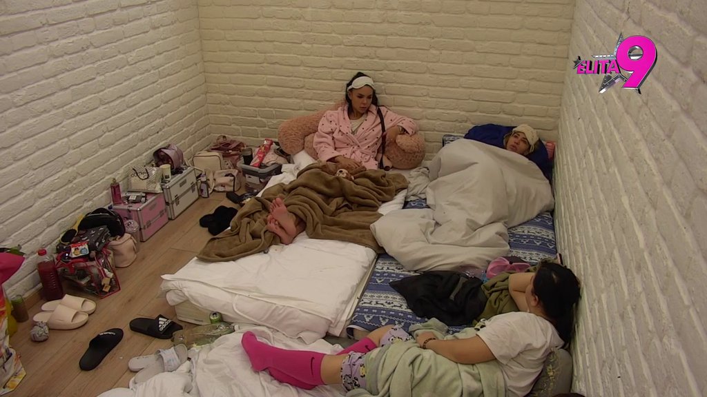 Aneli i Anita sklopile primirje: Pobednica Elite 7 joj obelodanila sve detalje odnosa sa Anđelom Rankovićem! (VIDEO)