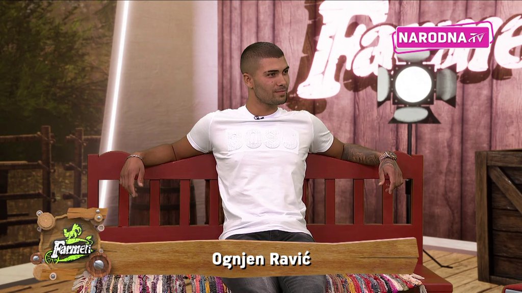 LETI PERJE U STUDIJU! Džoni progovorio o odnosu sa Elenom, pa ponovo osudio vezu Ognjena i njegove sestre: ELENI TREBA OSTVAREN MUŠKARAC (VIDEO)