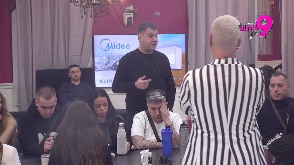 BRITKA SABLJA: Ivan osudio Janjuša jer je Kačavendi okrenuo leđa, pa detaljno izanalizirao njen odnos sa Anđelom! (VIDEO)