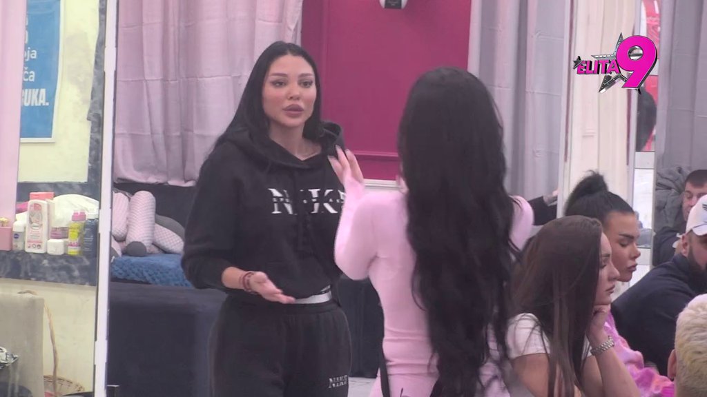 Koliko njih je bilo intimno sa tobom, a Asmin još nije IAKO SE TOLIKO PONIZIO! Stanija ponovo potkačila Maju, spomenula joj i Desingericu! (VIDEO)