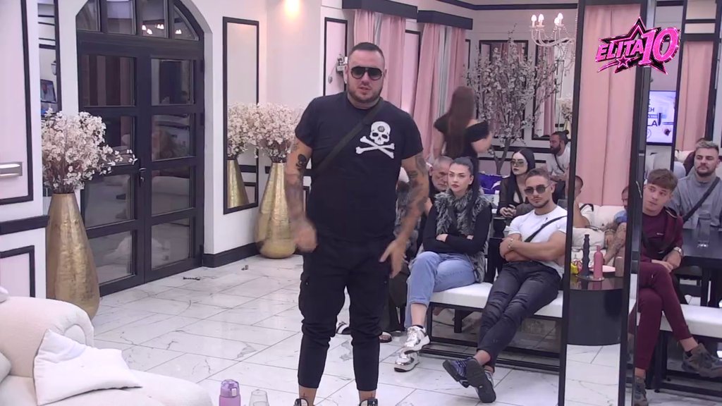 Opleo po svom kolegi: Ša osolio po Milanu i Radi, pokazao gard prema njima, pa Car podržao muzičku karijeru svog pulena: On treba da bude naš ponos! (VIDEO)