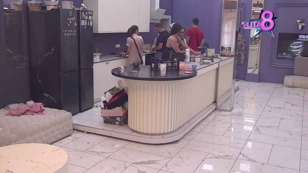 Pomirenje na meniju? Peja i Ena progutali sve uvrede, pa odlučili da zajedno večeraju! (VIDEO)