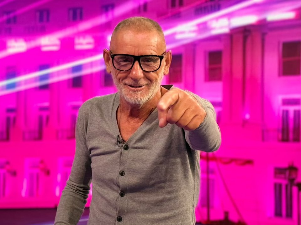 Polupana je i nije normalna: Lepi Mića urnisao Aneli zbog odnosa sa Filipom, a evo šta kaže za Minu Vrbaški nakon haosa ispred Pink! (VIDEO)