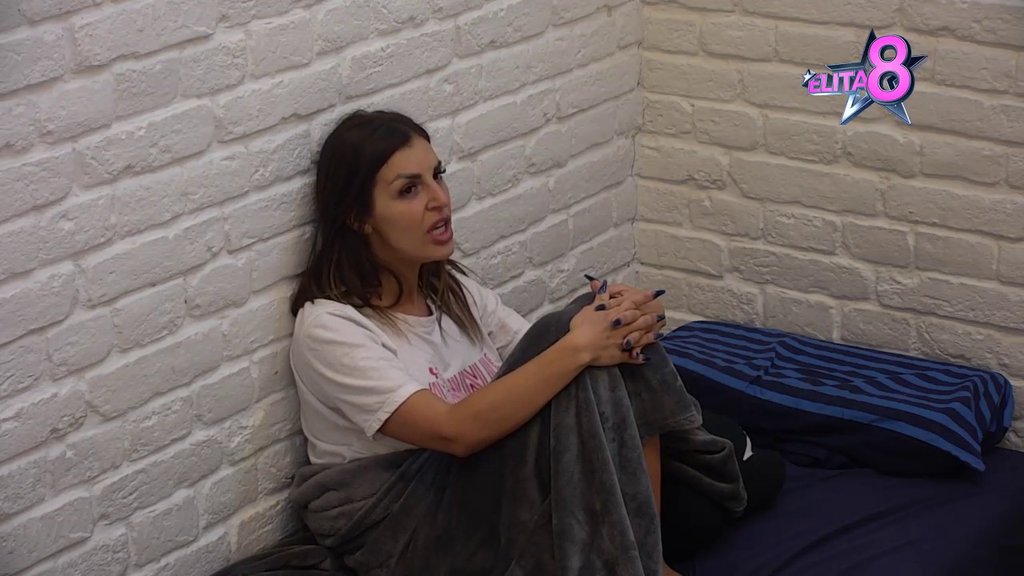 Ispovest Ene Čolić o sumnjivoj prošlosti: Odala poruke Bore Santane i oblatila ga za sva vremena, progovorila o odnosu sa Gastozom, a evo da li se ikada ljubila sa Milicom Veličković! (VIDEO)