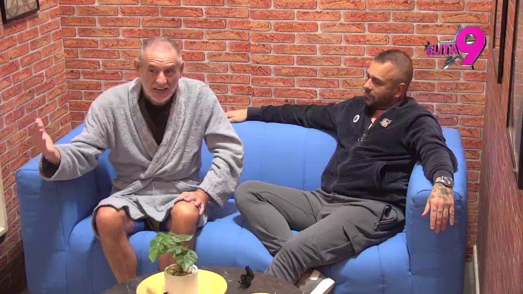 Rešio da je izvede na pravi put: Lepi Mića dao Dušici zlatne savete, ona priznala šta je muči (VIDEO)