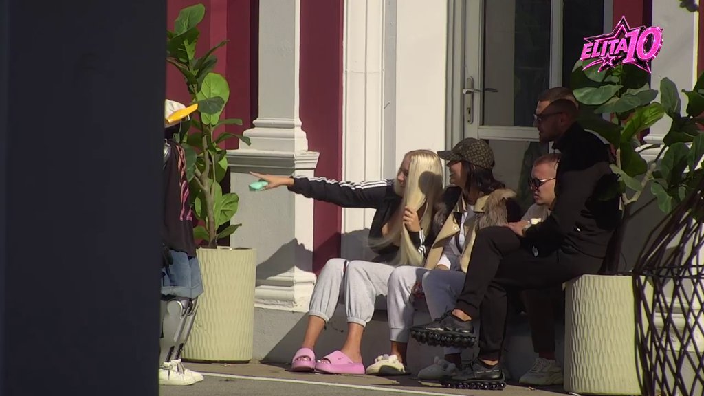 Ne može da podnese da sedim sa drugom devojkom: Marko neće da dopusti da ga Sanja zavadi sa Laurom, najavio još jače druženje! (VIDEO)