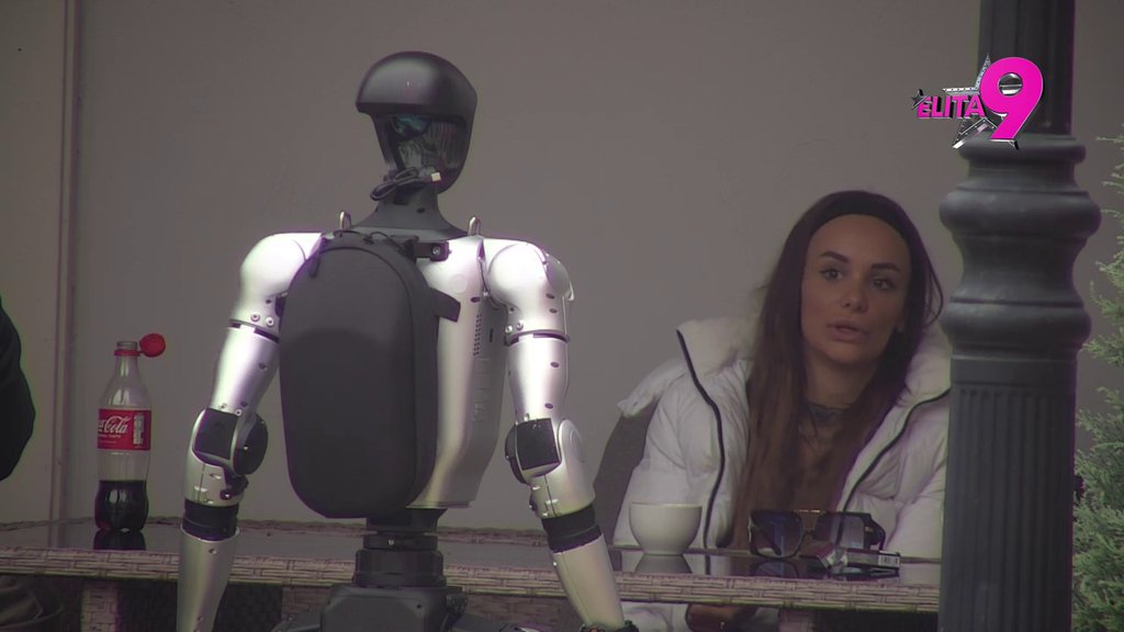 OČI U OČI: Toša rešio da suoči Bebicu i Teodoru, ona otkrila Macanoviću da je procvetala pored Filipa, on ZANEMEO nakon njenih reči! (VIDEO)