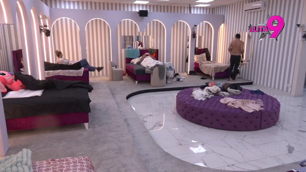 Koriste svaku priliku! Zorica i Aneli preko Janjuša ponovo nablatile Kačavendu (VIDEO)