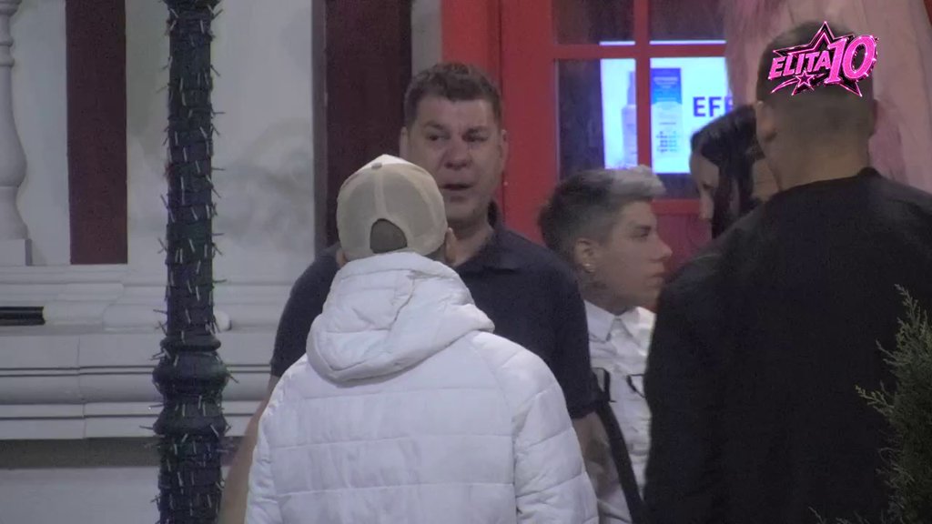 Leti perje na sve strane: Rat Ivana i Janjuša se ne zaustavlja, nastavljaju da se čašćavaju žestokim uvredama! (VIDEO)