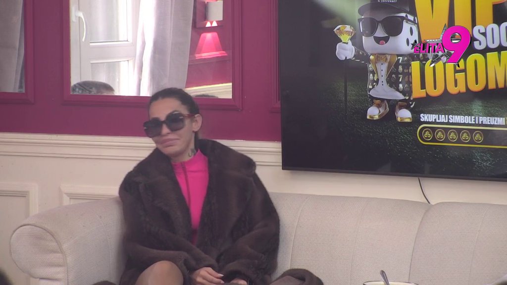 Pomirenje Aneli i Uroša izazvalo karambol: Progurali sve bljuvotine, Alibaba jedva dočekao da ih urniše! (VIDEO)