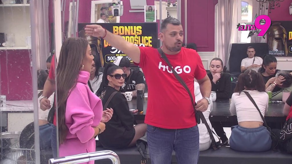 METEŽ U BELOJ KUĆI! Boginja ušla u crveno zbog Majinih prozivki, Asmin dao sve od sebe da odbrani Marinkovićevu: PRVA JE PROVOCIRAŠ, PA GLUMIŠ ŽRTVU! (VIDEO)