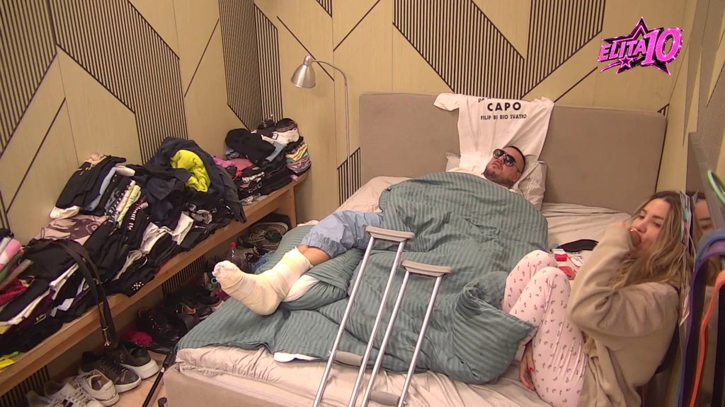 Na korak do pomirenja: Aneli u Carevom krevetu priča kako više nikad ne bi bila sa njim, jedva dočekala da mu Anđelu natrlja na nos! (VIDEO)