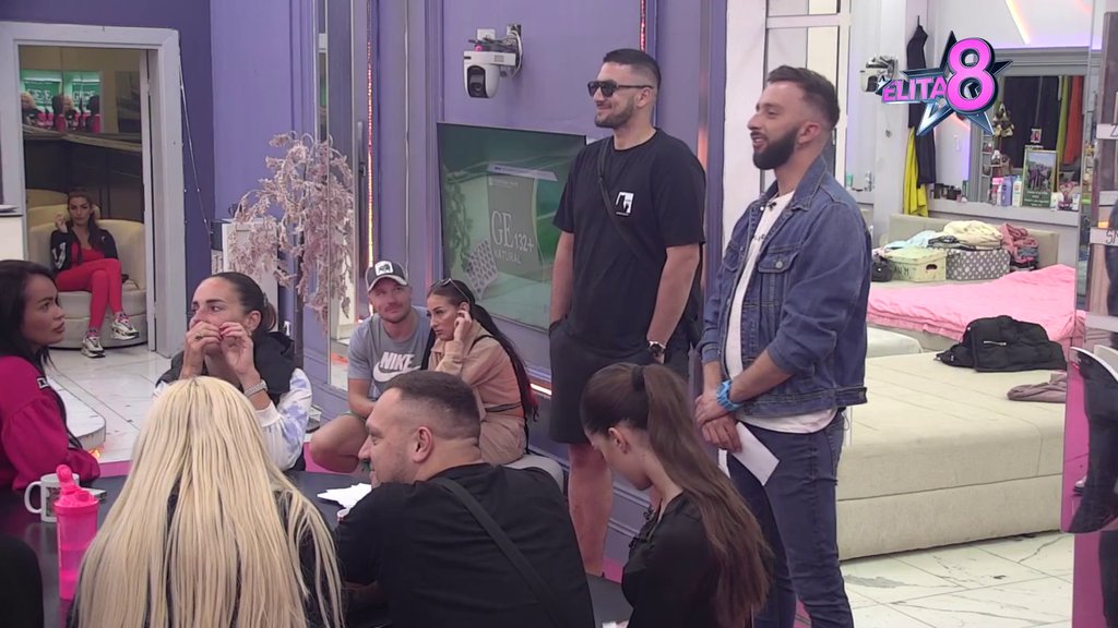 Voleo bih da joj stavim jezik... Gastoz priznanjem Sandri ostavio sve u šoku, Anđela propala u zemlju od sramote! (VIDEO)