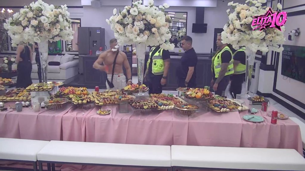 Obezbeđenje već ima pune ruke posla: Sevaju varnice između Marinkovića i Mahira, uvrede lete kao konfete! (VIDEO)