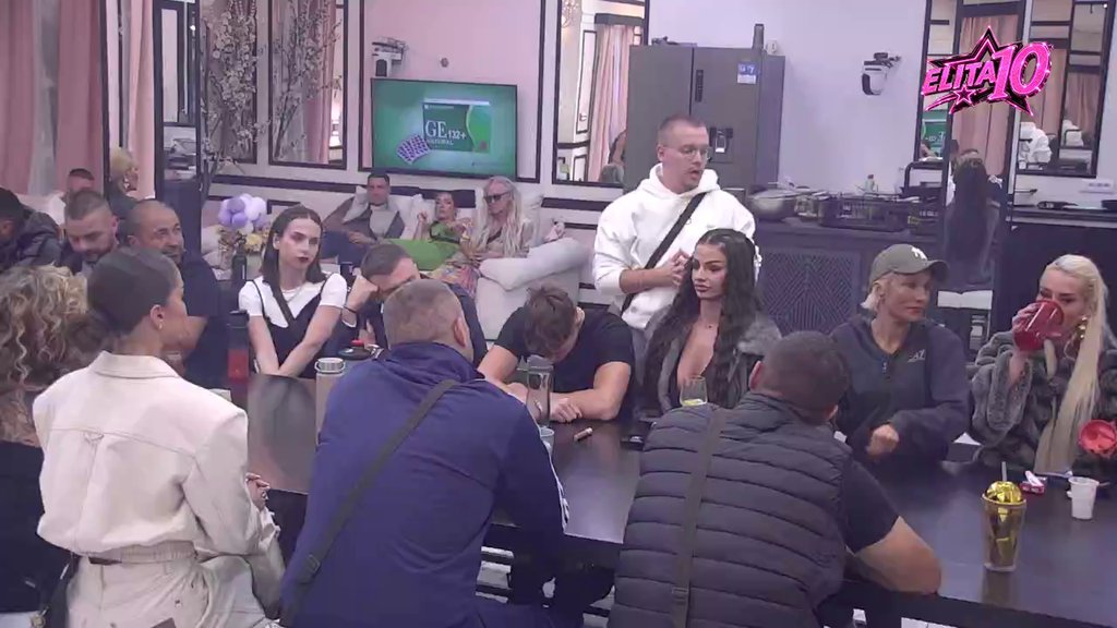 Haos: Novi sukob Dače i Anđele zatresao Belu kuću, on obelodanio detalje tajnog razgovora o Caru! (VIDEO)