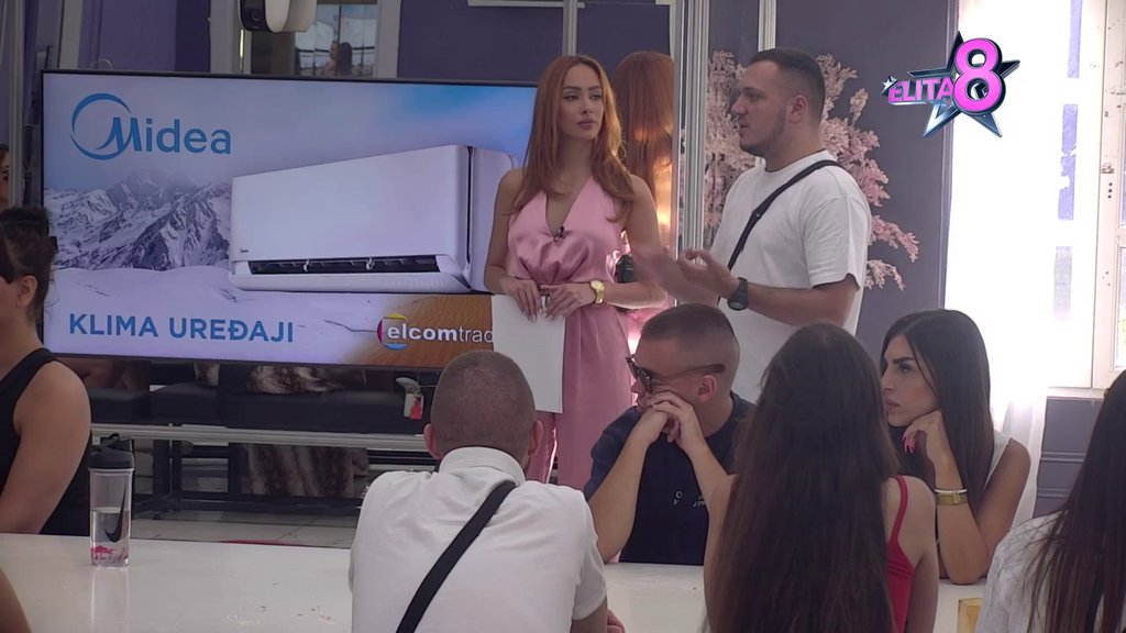 Helga radi punom parom! Anđela ubacila u petu brzinu, pa brutalno u paketu urnisala Gastoza i Pavla: Ja sam najgora, a ko ste vi? (VIDEO)