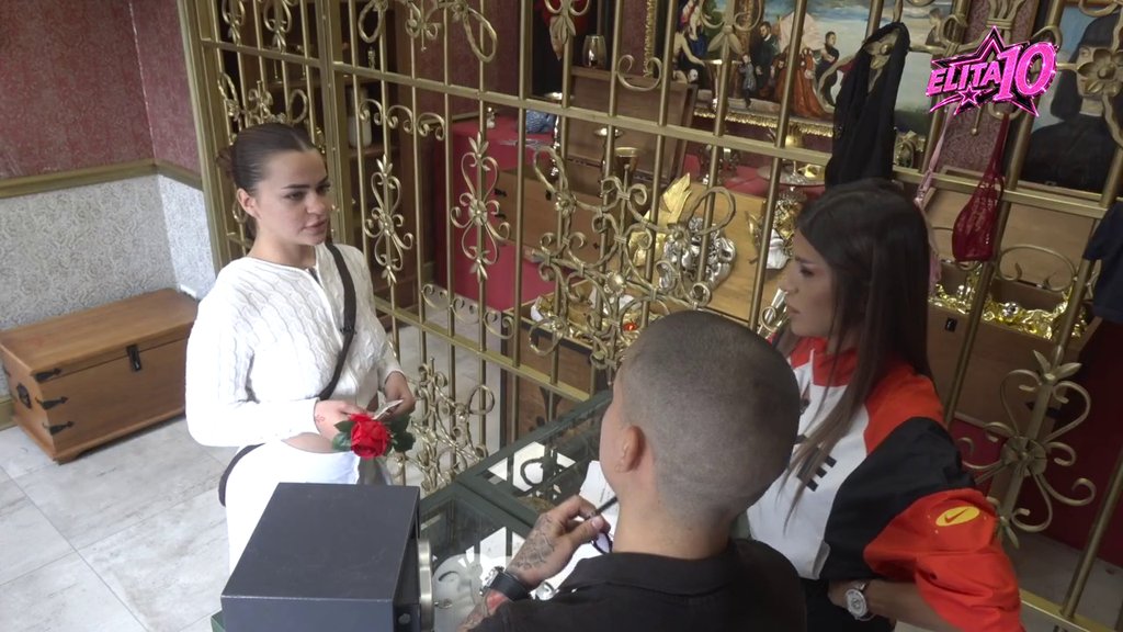 Kako će joj verenik reagovati? Terza izgrlio Gloriju u zalagaonici, Kristina Petrović otkrila da je imala zabranjenu ljubav! (VIDEO)